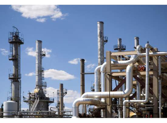 炼油厂
